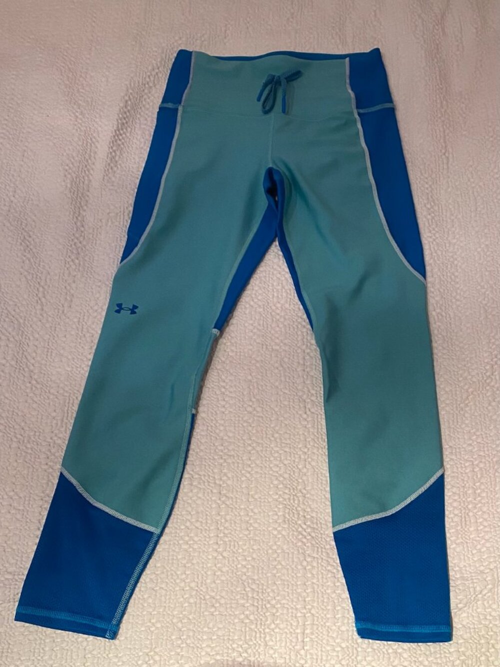Under Armour HeatGear Colorblock Compression Crop Leggings with Pocket - Size XS